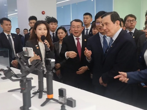 馬英九參訪深圳大疆公司 台灣總裁羅振華親自接待